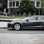 panning photography of sedan, migliori auto elettriche del 2025