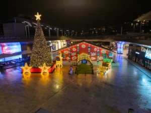 “L’Avventura di Natale”, la magica baita natalizia firmata Lego e CityLife Shopping District