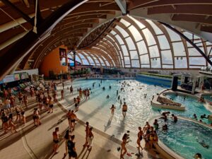 Ponte del 1° Maggio ad Acquaworld: un anticipo d’estate tra relax, adrenalina e divertimento