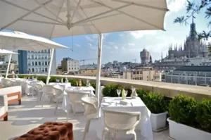 Rooftop Milano primavera 2026: le terrazze panoramiche da vivere tra skyline, design e nuove aperture