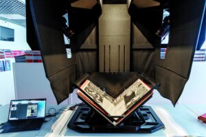 L’Espresso e Intesa Sanpaolo digitalizzano l’archivio storico del settimanale