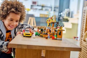Lego, nuova campagna per bambini tra superpoteri, fantasia e creatività