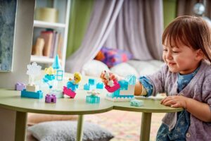 Lego, le novità per il Natale 2026: da KPop Demon Hunters a Star Wars, passando per Frozen e One Piece