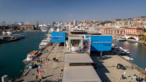 Acquario di Genova, nuovi pulcini di pinguino. Aperture alla sera per il Salone Nautico